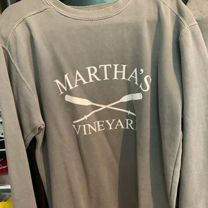 martha’s vineyard crewneck